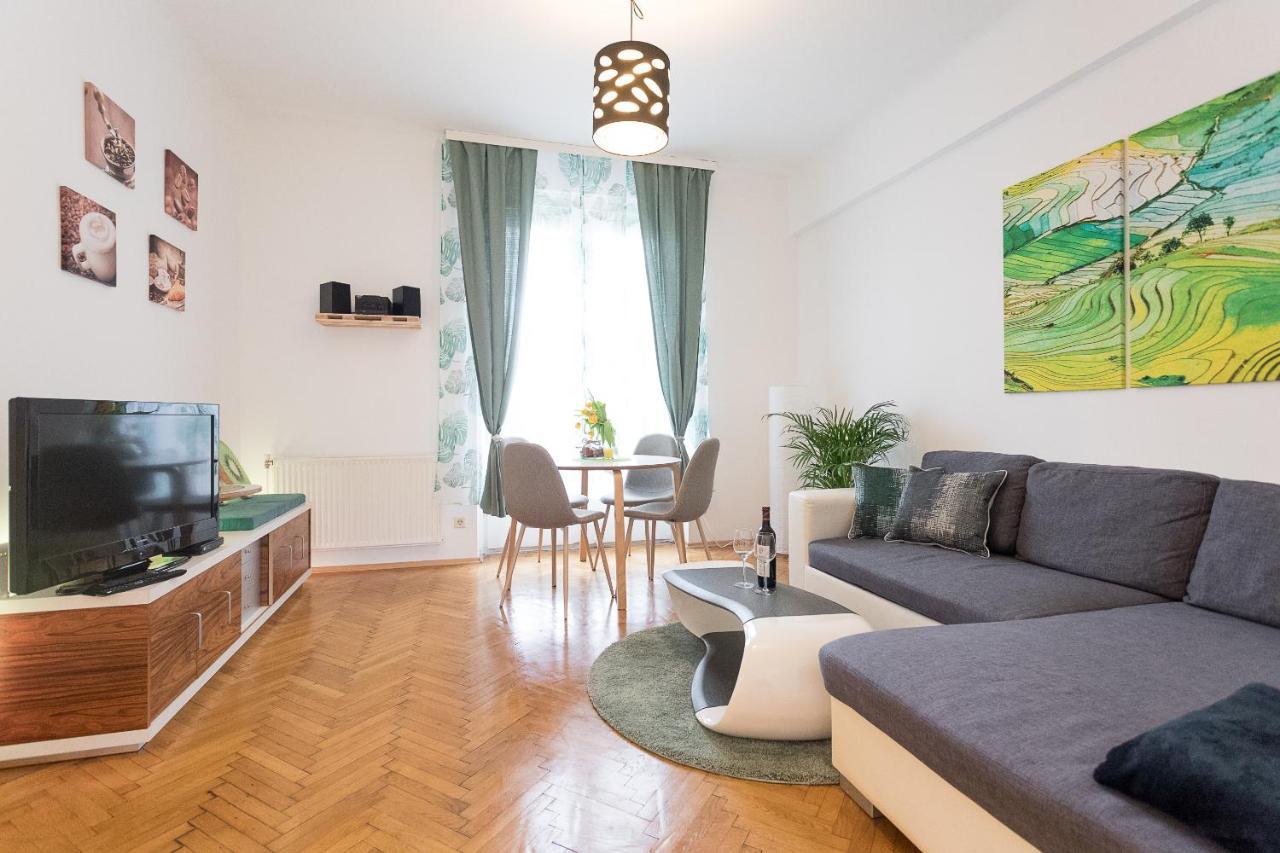 Apartamento French Balcony - 45m² - Szeneviertel