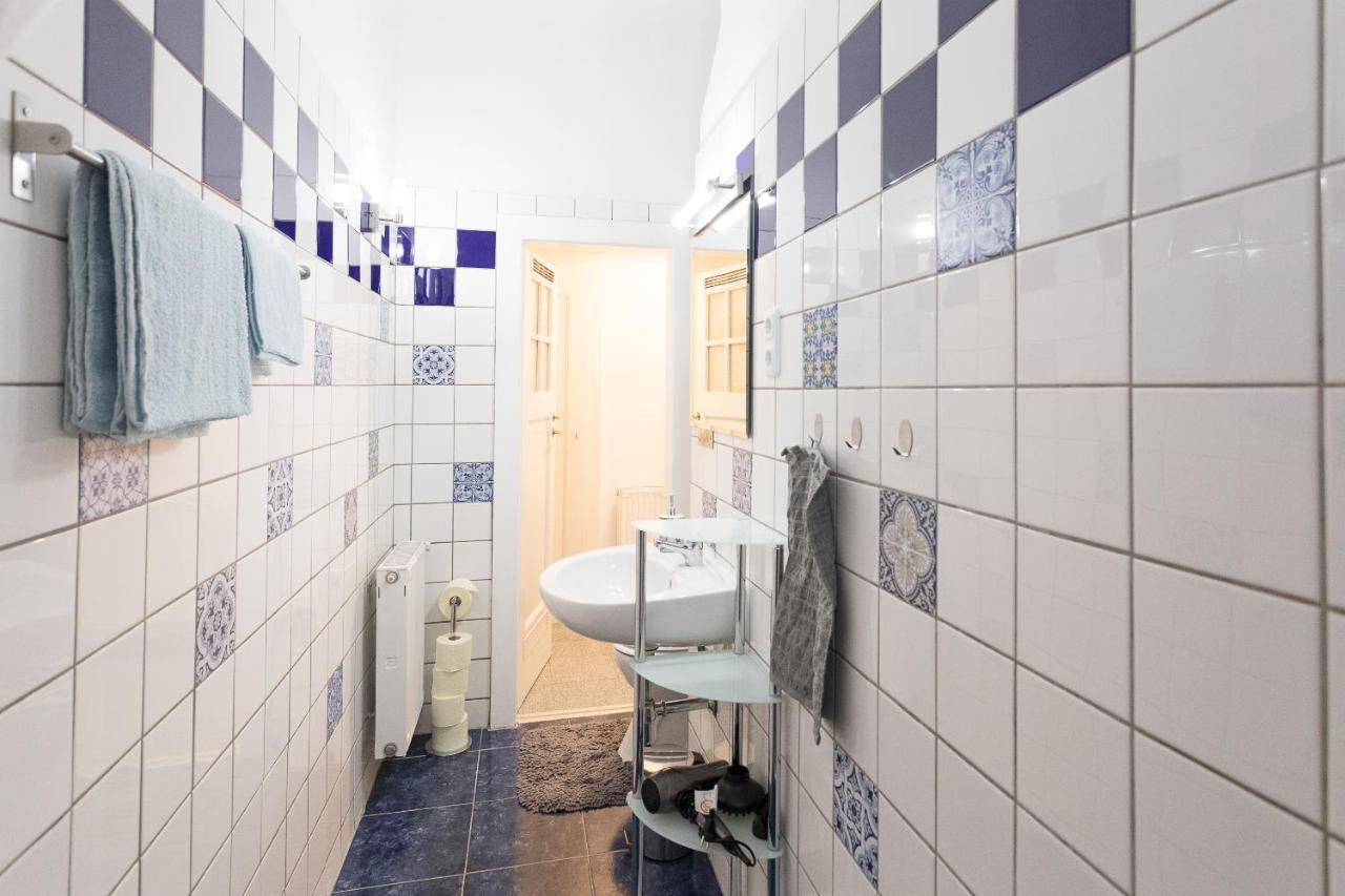 French Balcony - 45m² - Szeneviertel Viena